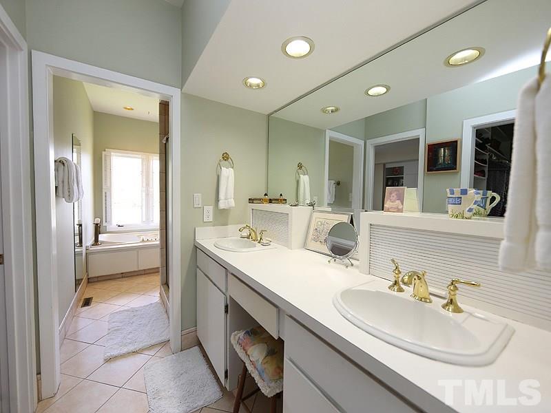 4027 Swarthmore Road Durham, NC 27707 - Photo 17 of 25 Gallery Image 17
