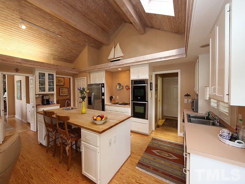 4027 Swarthmore Road Durham, NC 27707 - Photo 5 of 25 Gallery Image 5