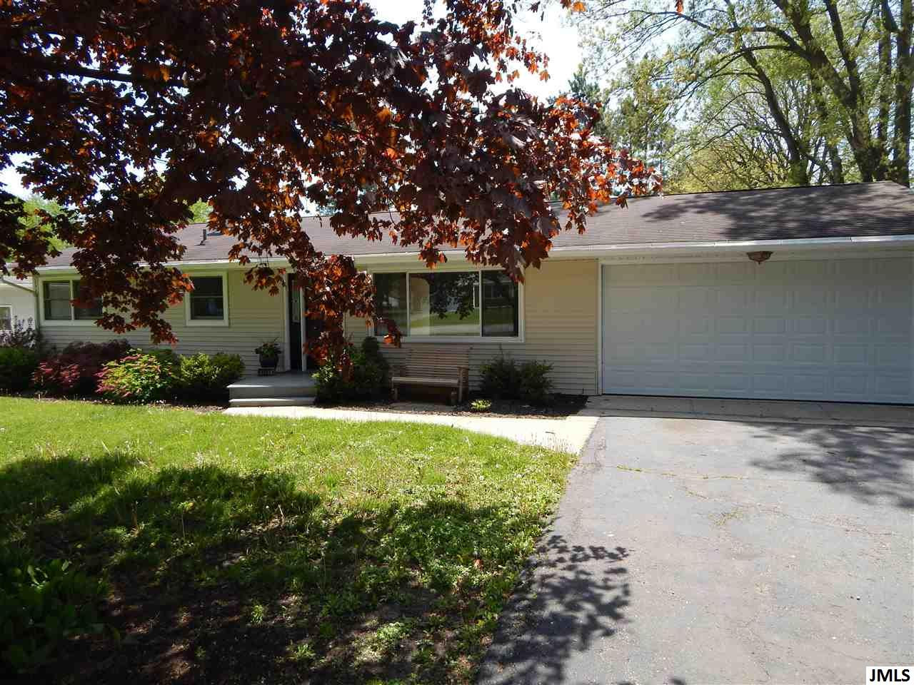 1291 Cunningham Road Jackson, MI 49201 - Photo 2 of 15 Photo 2