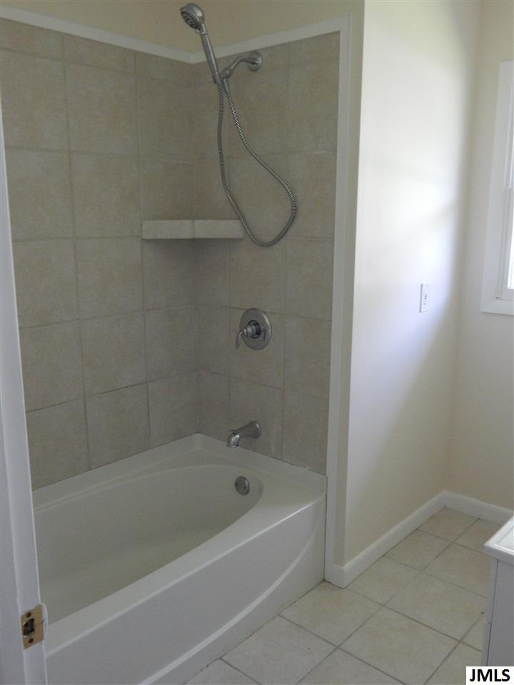 1291 Cunningham Road Jackson, MI 49201 - Photo 8 of 15 Photo 8