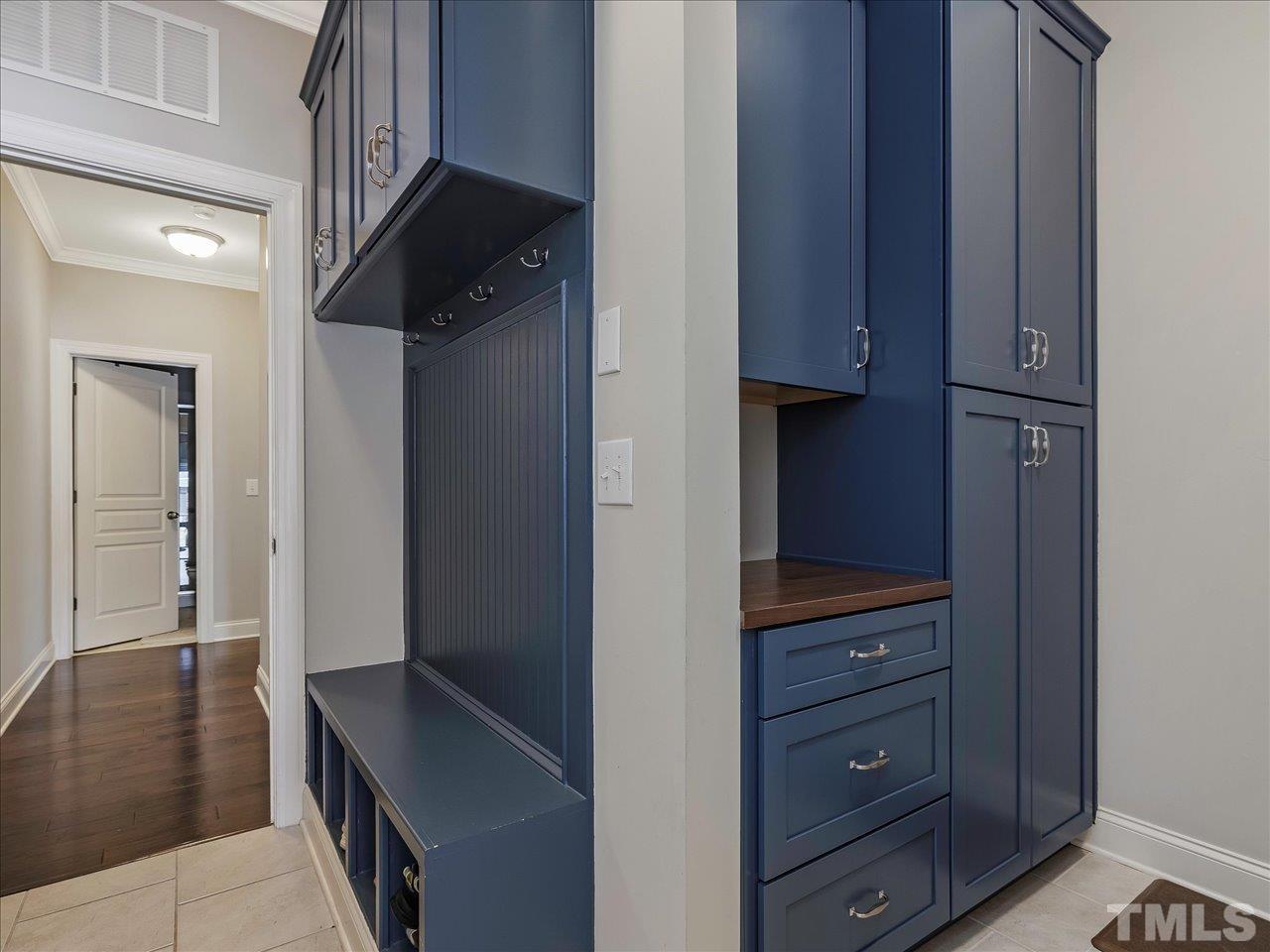 604 Chapanoke Road Raleigh, NC 27603 - Photo 20 of 30 a view of walk in closet