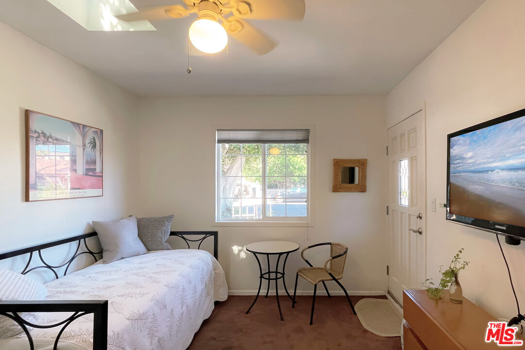 434 Manitoba Street Playa del Rey, CA 90293 - Photo 14 of 32 Gallery Image 14