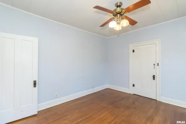 $250,000 | 118 South High Street, Washington, IL 61571
