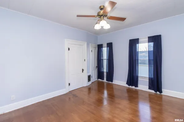 $250,000 | 118 South High Street, Washington, IL 61571
