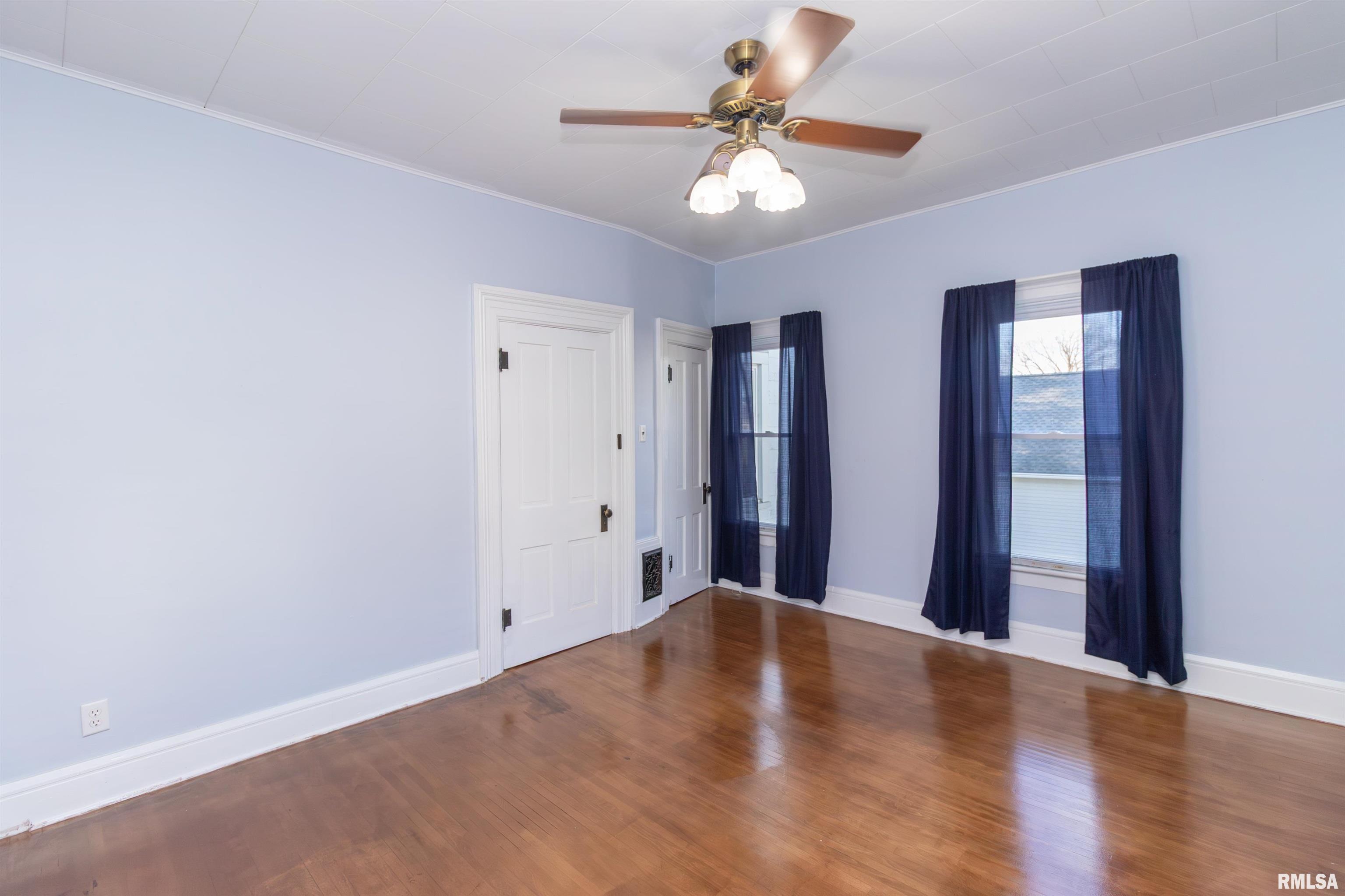 118 South High Street Washington, IL 61571 - Photo 30 of 46