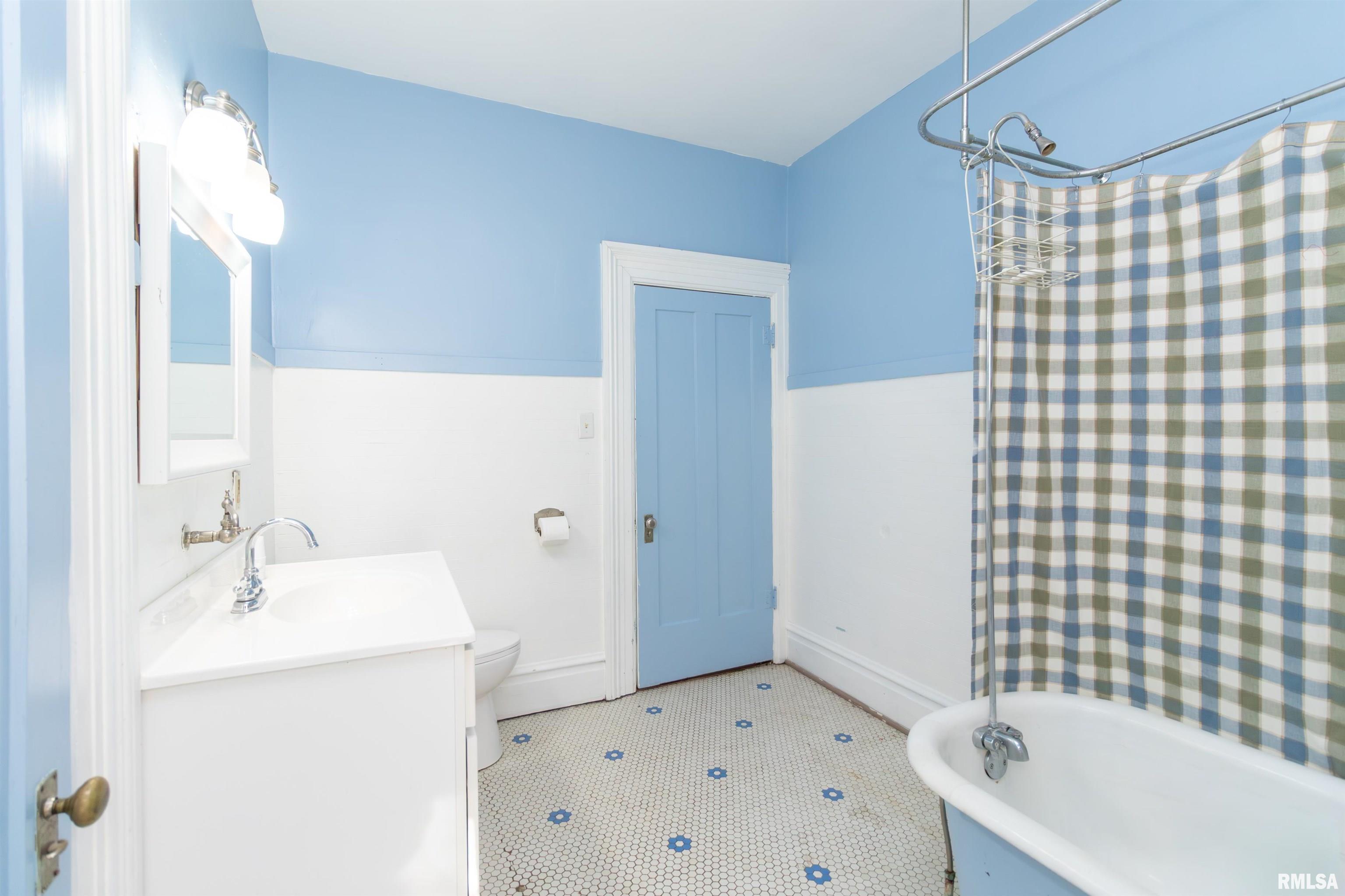 118 South High Street Washington, IL 61571 - Photo 33 of 46