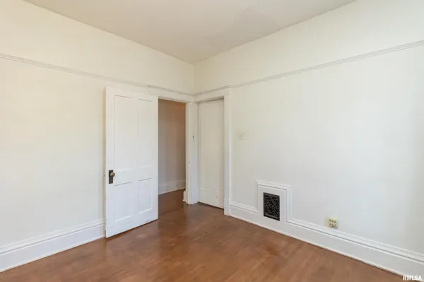 $250,000 | 118 South High Street, Washington, IL 61571