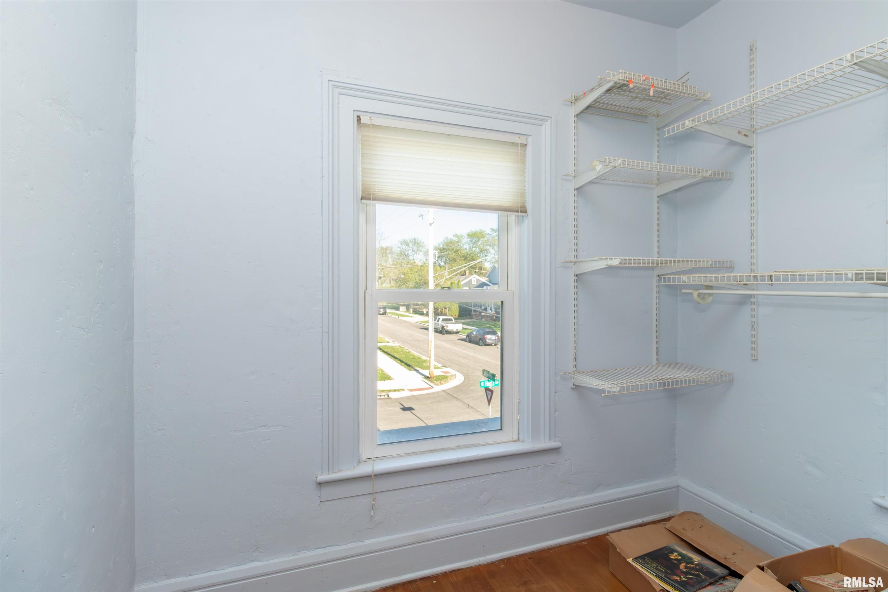 118 South High Street Washington, IL 61571 - Photo 38 of 46