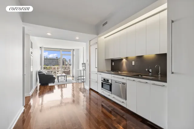 $1,025,000 | 340 East 23rd Street, Unit 9A | Gramercy