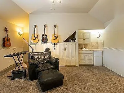 $695,000 | 2122 West Bluff Drive, Kerrville, TX 78028