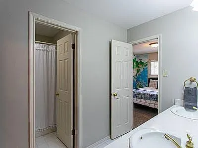 $695,000 | 2122 West Bluff Drive, Kerrville, TX 78028