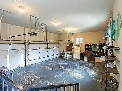 $695,000 | 2122 West Bluff Drive, Kerrville, TX 78028