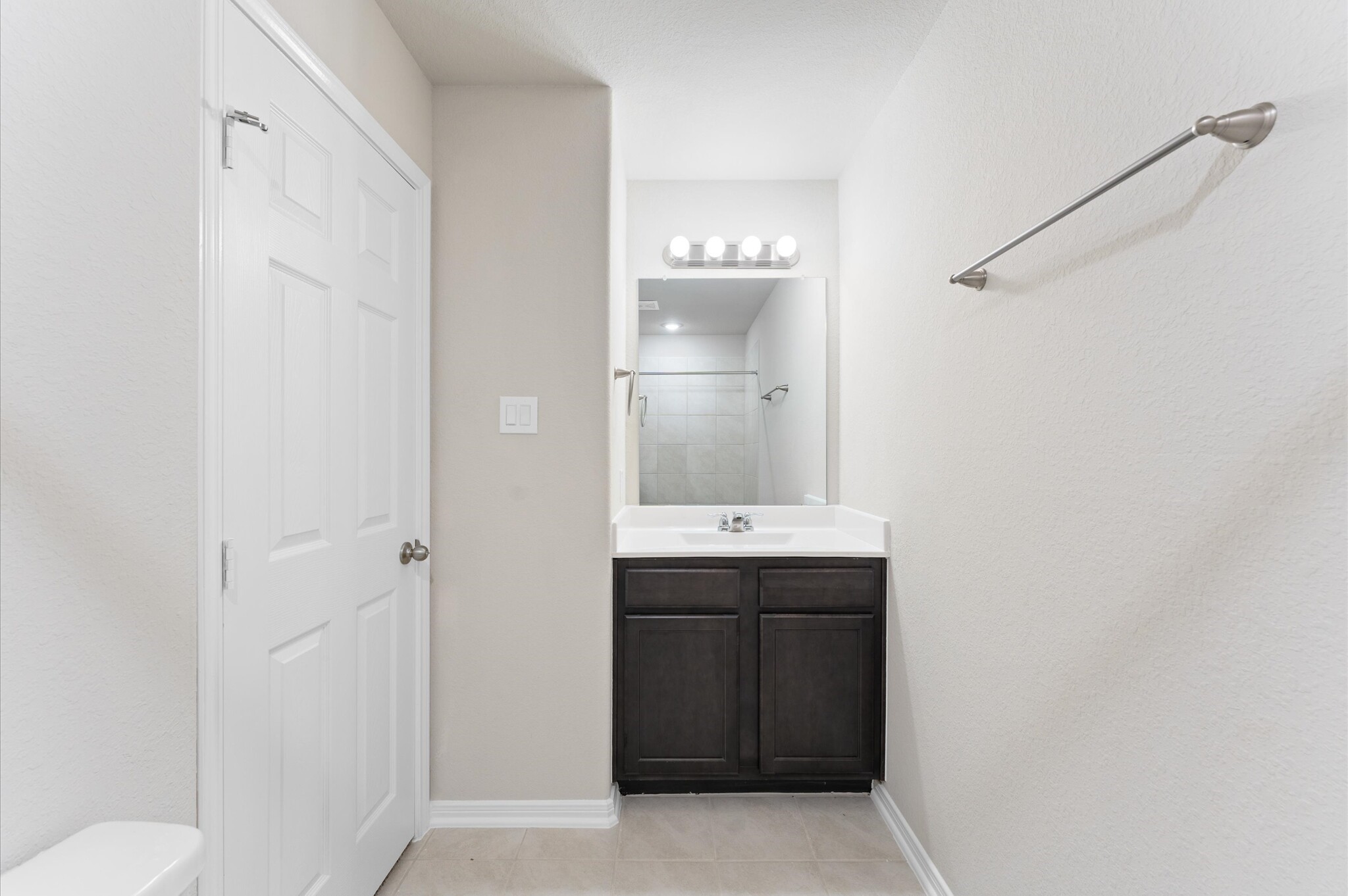 1369 Mixander Way La Porte, TX 77571 - Photo 15 of 22 Representative photo of a similar home NOT ACTUAL HOME !