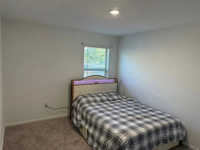 $2,800 | 16936 Juniper Blossom Bend, Conroe, TX 77302