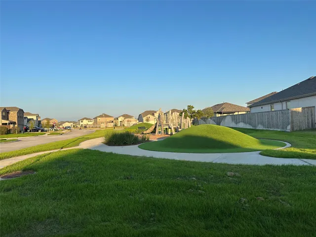 $2,800 | 16936 Juniper Blossom Bend, Conroe, TX 77302