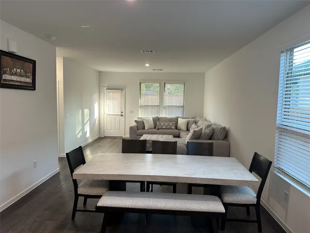 $2,800 | 16936 Juniper Blossom Bend, Conroe, TX 77302