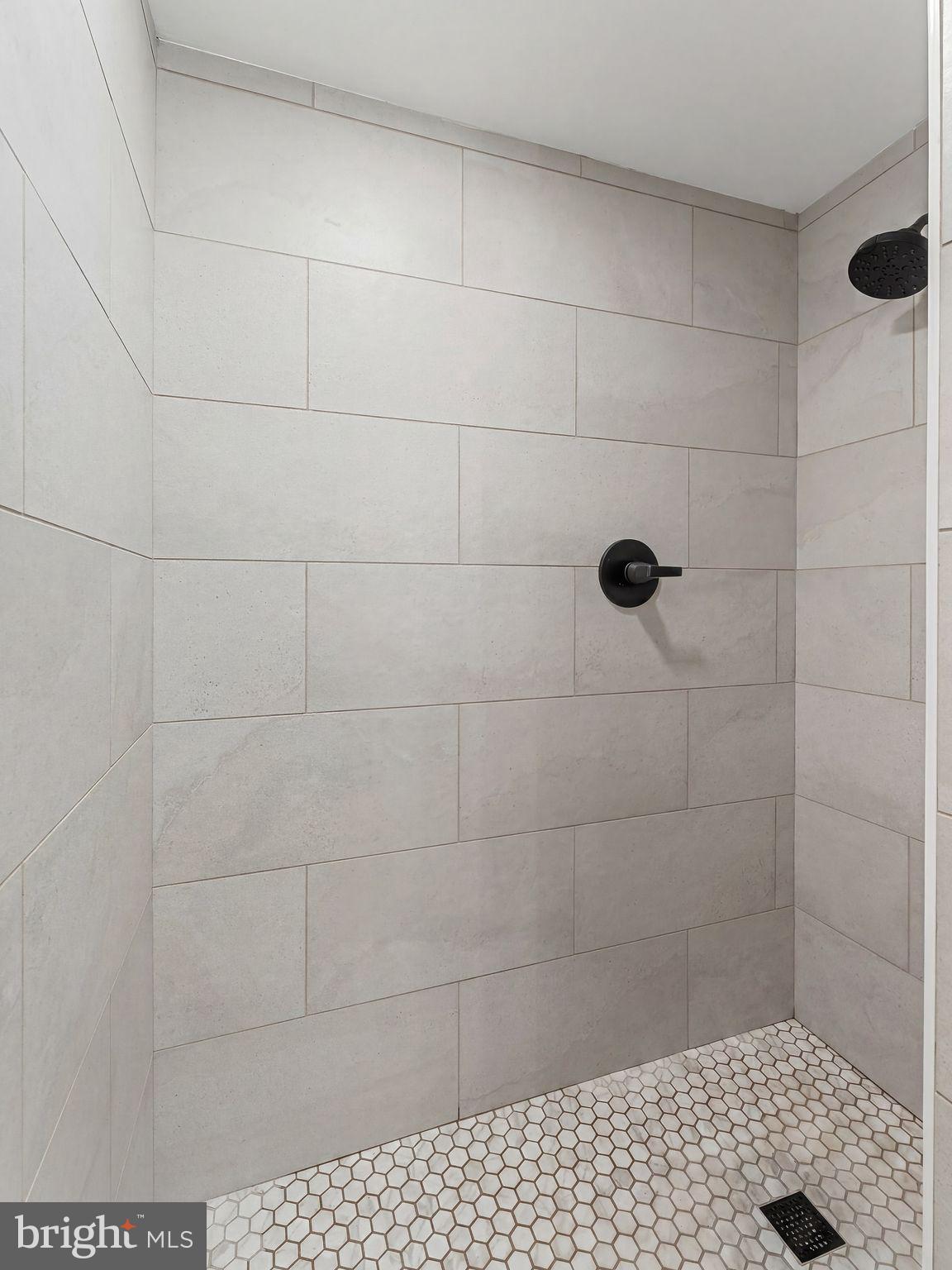 16 Bryant Road Blackwood, NJ 08012 - Photo 29 of 57