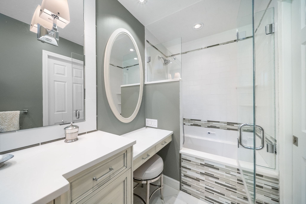 125 Oxbow Road Needham, MA 02492 - Photo 25 of 38