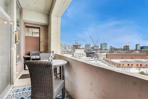 $450,000 | 900 North Kingsbury Street, Unit 812, Chicago, IL 60610