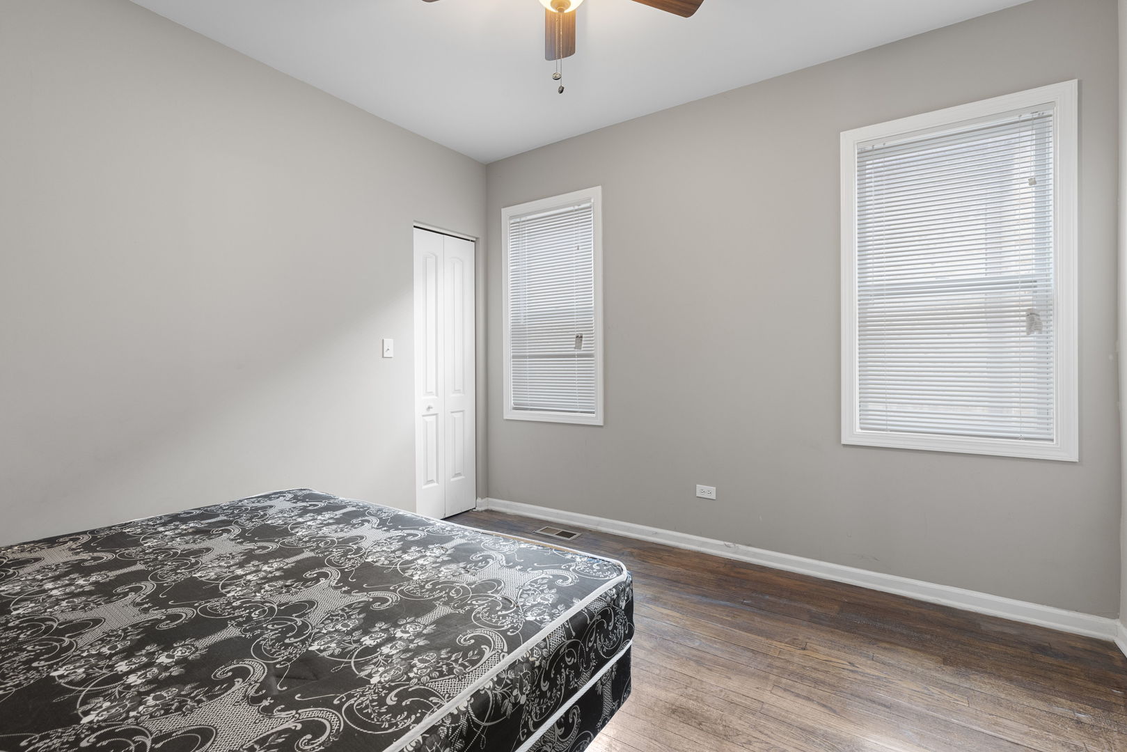 9416 South Racine Avenue Chicago, IL 60620 - Photo 13 of 17 Gallery Image 13