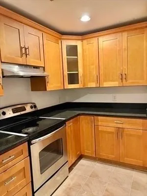 $2,500 | 10 Weston Avenue, Unit 417, Quincy, MA 02170