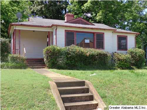 1745 Cleburn Avenue Southwest Birmingham, AL 35211 - Photo 1 of 7