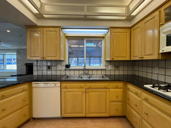 $420,000 | 21154 Hale Street, Clinton Township, MI 48036