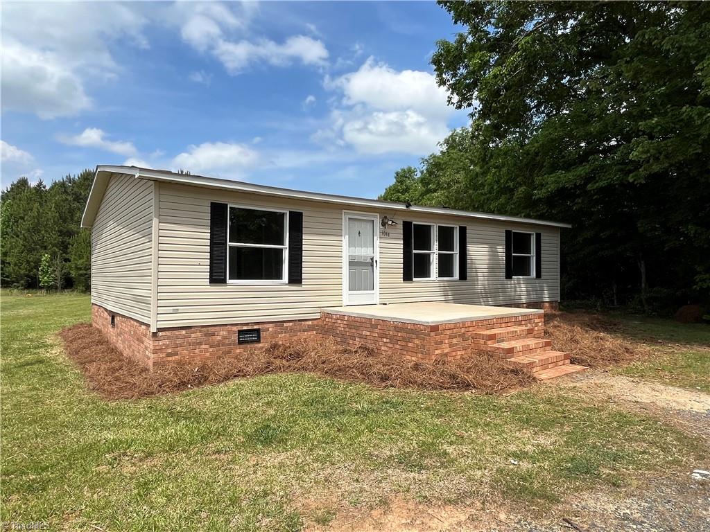 1044 Abner Road Troy, NC 27371 - Photo 1 of 16 Gallery Image 1