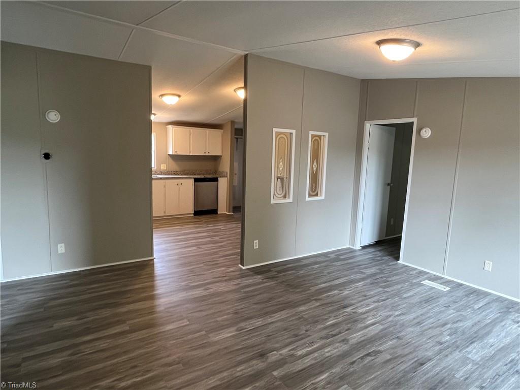 1044 Abner Road Troy, NC 27371 - Photo 4 of 16 Gallery Image 4