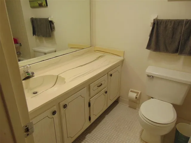 $119,900 | 9788 Marina Boulevard, Unit 313, Boca Raton, FL 33428