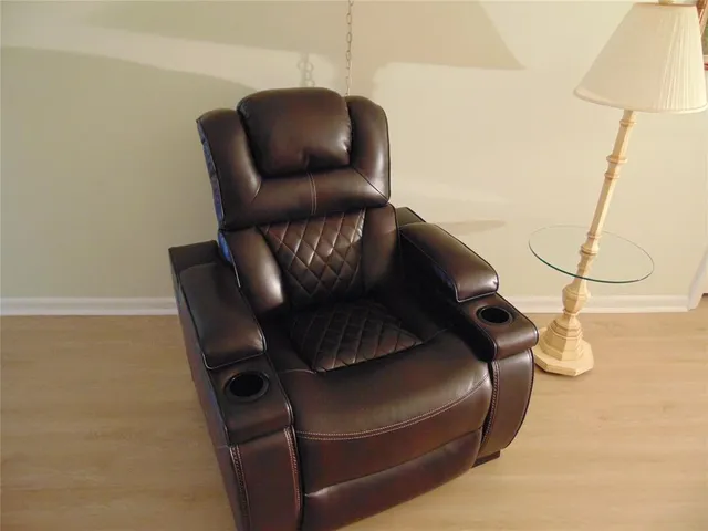 $119,900 | 9788 Marina Boulevard, Unit 313, Boca Raton, FL 33428