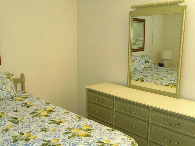 $119,900 | 9788 Marina Boulevard, Unit 313, Boca Raton, FL 33428