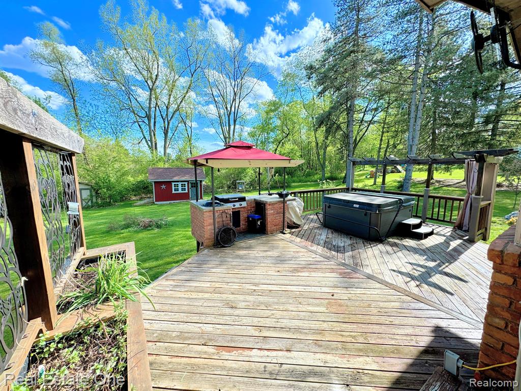 2063 Cole Road Lake Orion, MI 48362 - Photo 32 of 46 Gallery Image 32