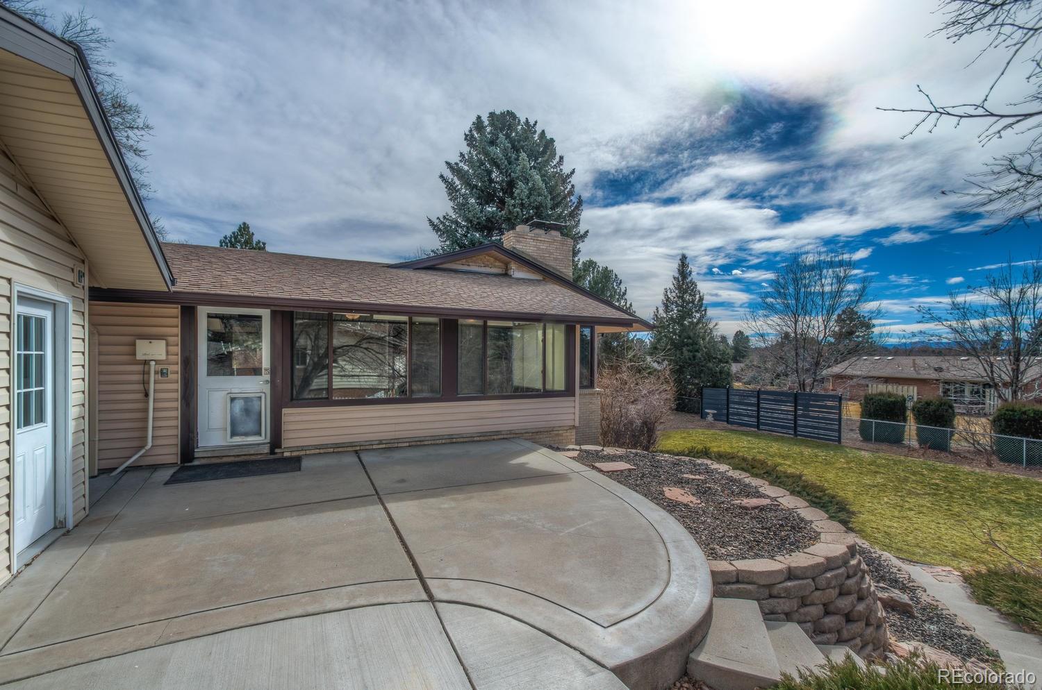 2032 West Ridge Road Littleton, CO 80120 - Photo 3 of 34 Gallery Image 3