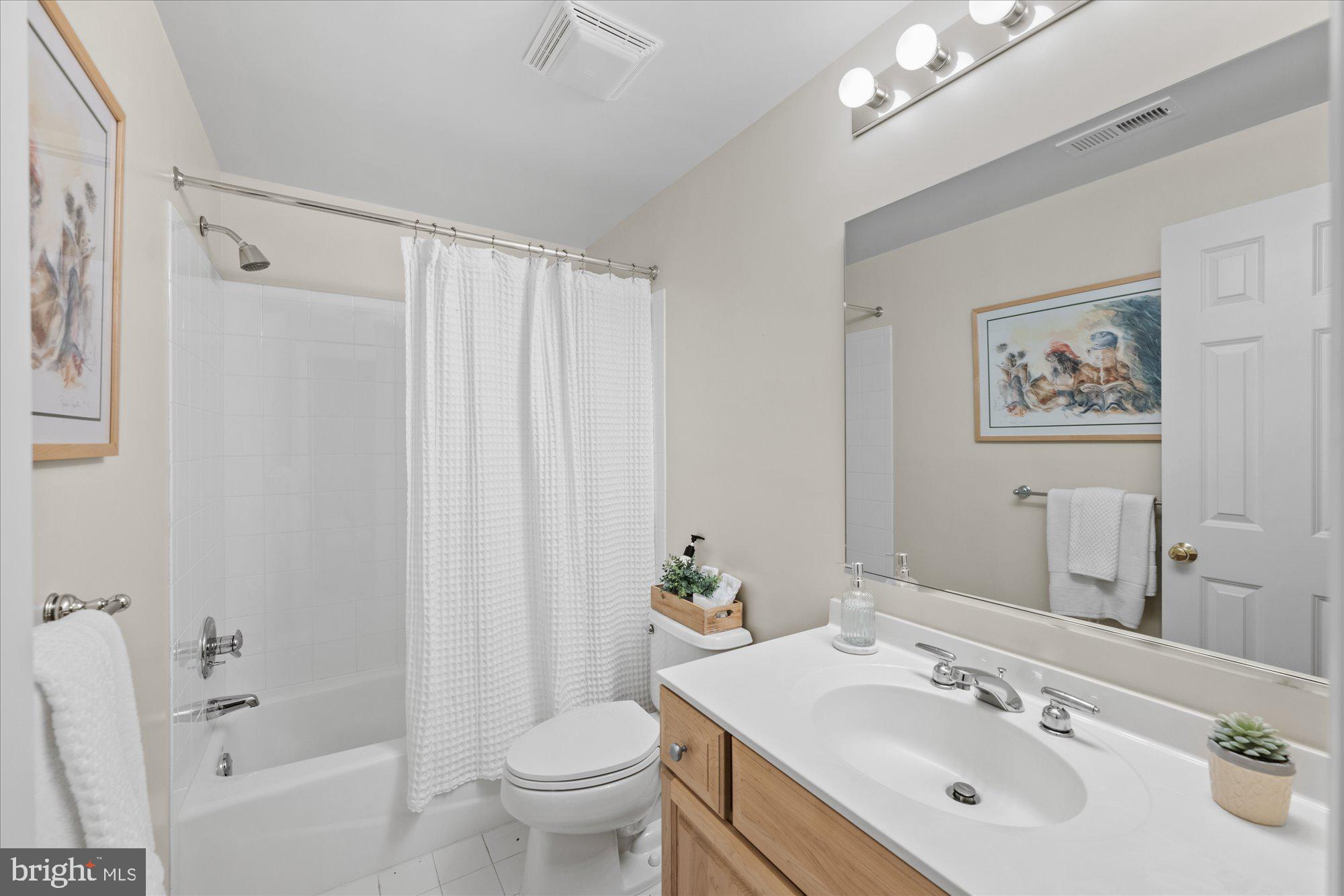 7804 Gate Post Way Potomac, MD 20854 - Photo 24 of 31