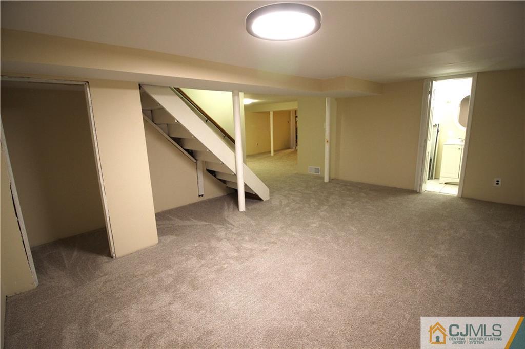 51 Leslie Road Colonia, NJ 07067 - Photo 20 of 24