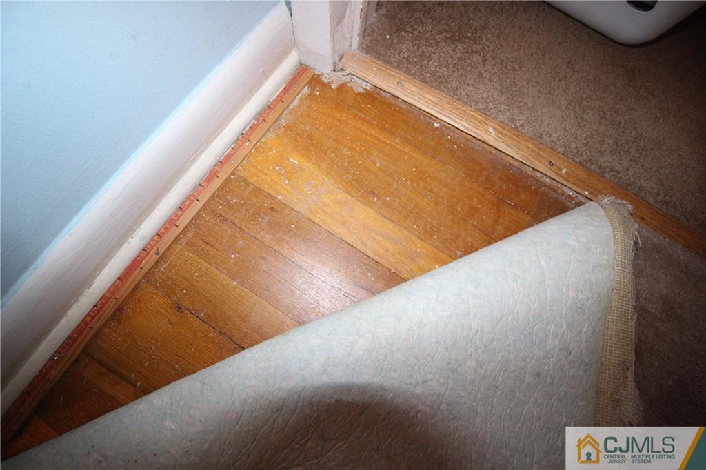 51 Leslie Road Colonia, NJ 07067 - Photo 9 of 24