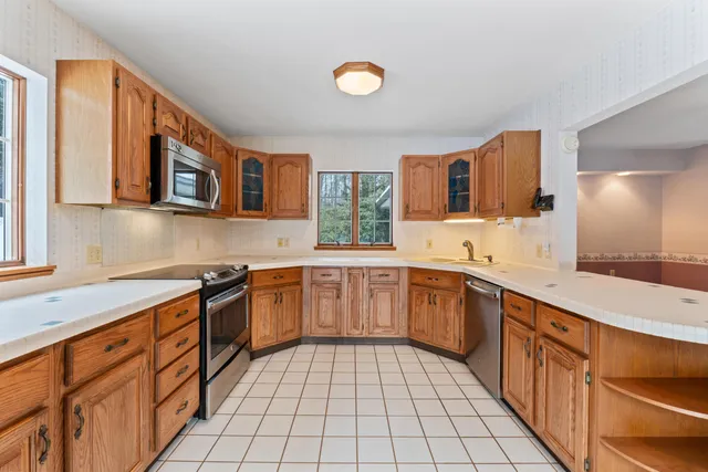 $550,000 | 24 Penny Lane, Jefferson, ME 04348