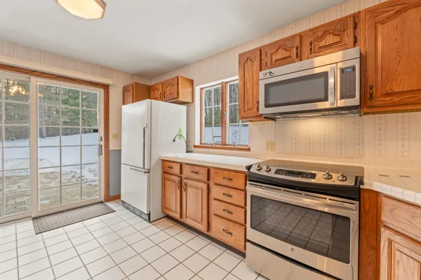 $550,000 | 24 Penny Lane, Jefferson, ME 04348