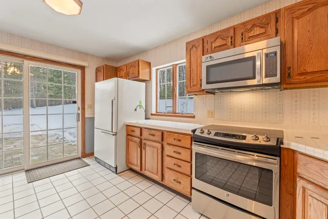 $550,000 | 24 Penny Lane, Jefferson, ME 04348