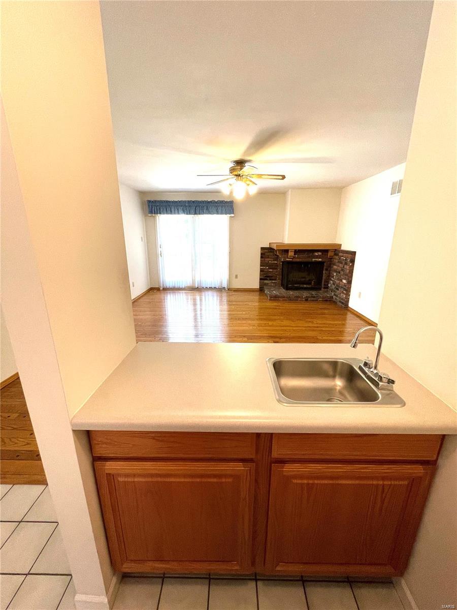 1242 Cedar Creek Road Chesterfield, MO 63017 - Photo 18 of 35 Gallery Image 18