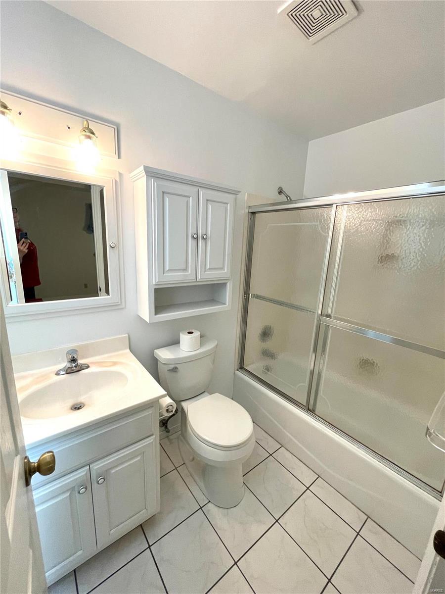 1242 Cedar Creek Road Chesterfield, MO 63017 - Photo 19 of 35 Gallery Image 19