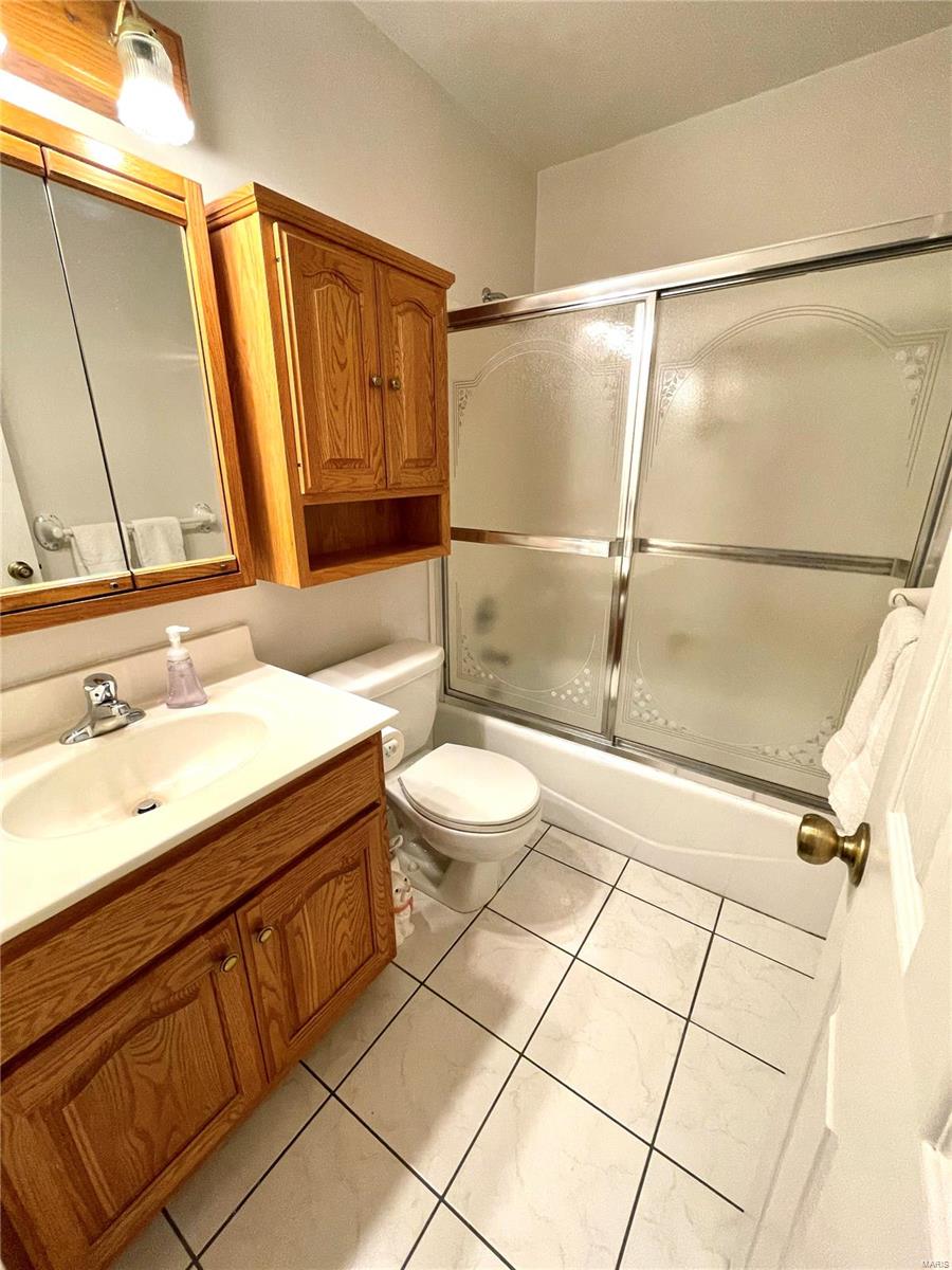 1242 Cedar Creek Road Chesterfield, MO 63017 - Photo 22 of 35 Gallery Image 22