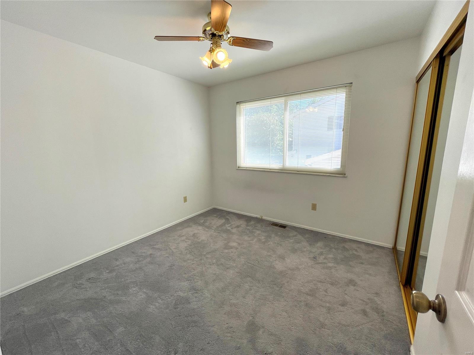 1242 Cedar Creek Road Chesterfield, MO 63017 - Photo 24 of 35 Gallery Image 24