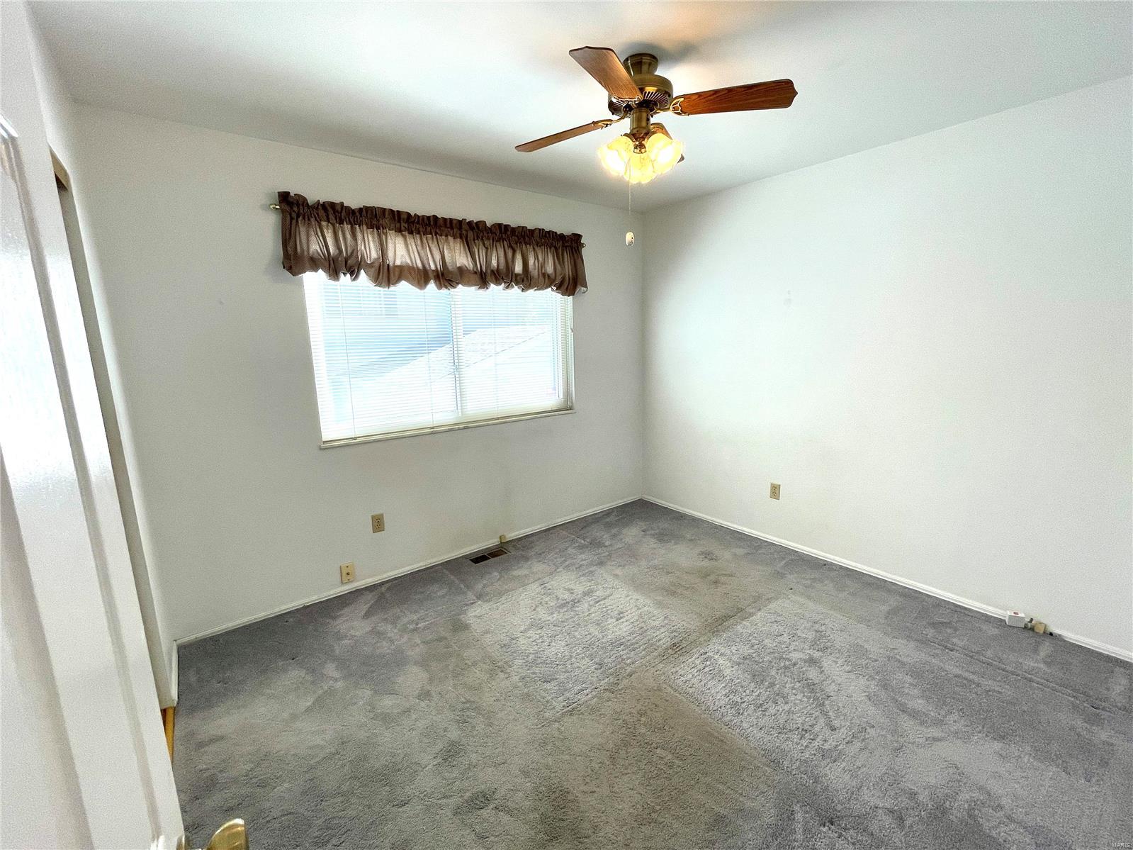 1242 Cedar Creek Road Chesterfield, MO 63017 - Photo 25 of 35 Gallery Image 25