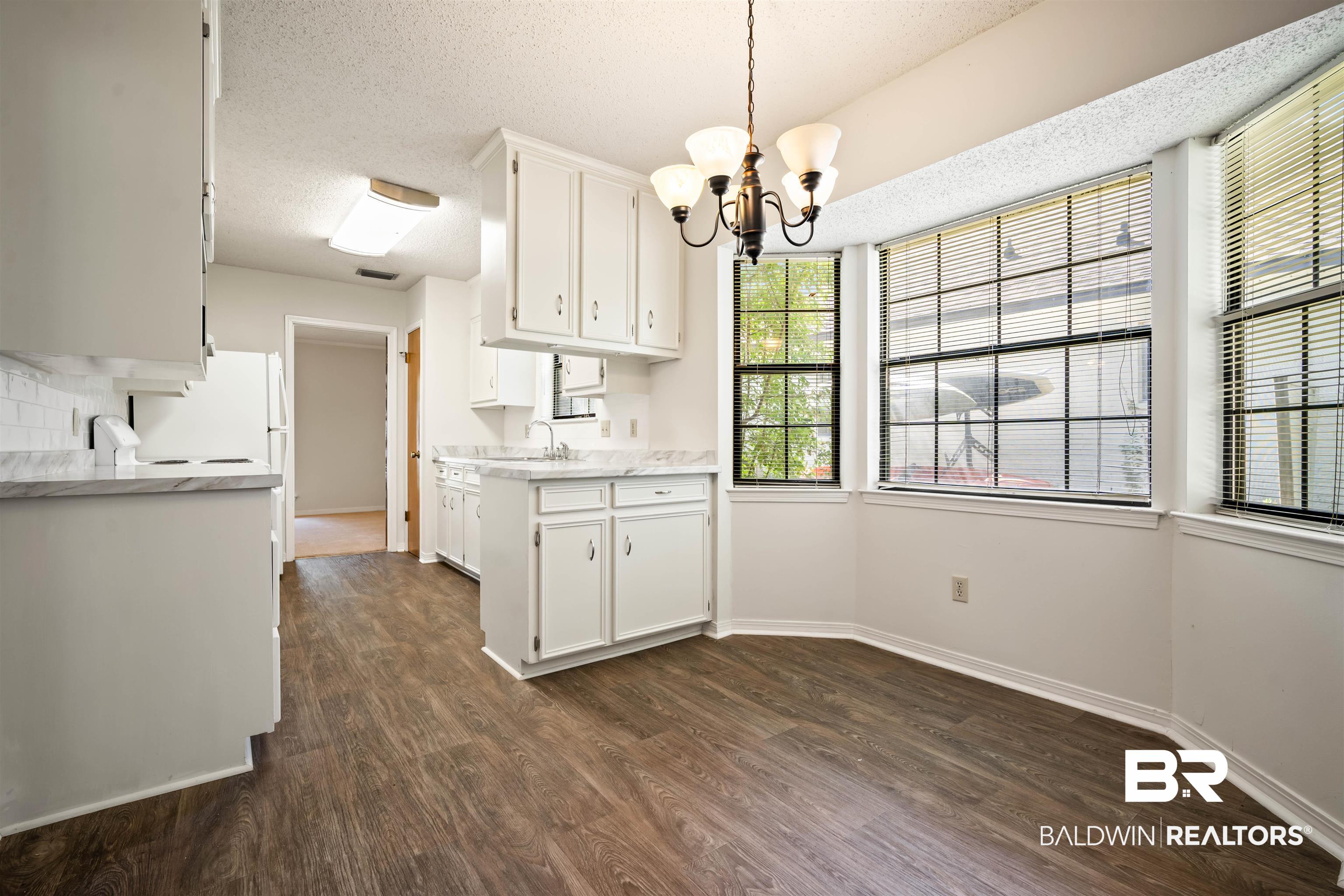 509 Ridgewood Drive Daphne, AL 36526 - Photo 9 of 26