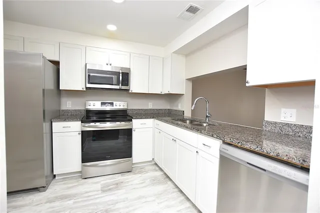 $1,350 | 2241 9th Street Southeast, Winter Haven, FL 33880