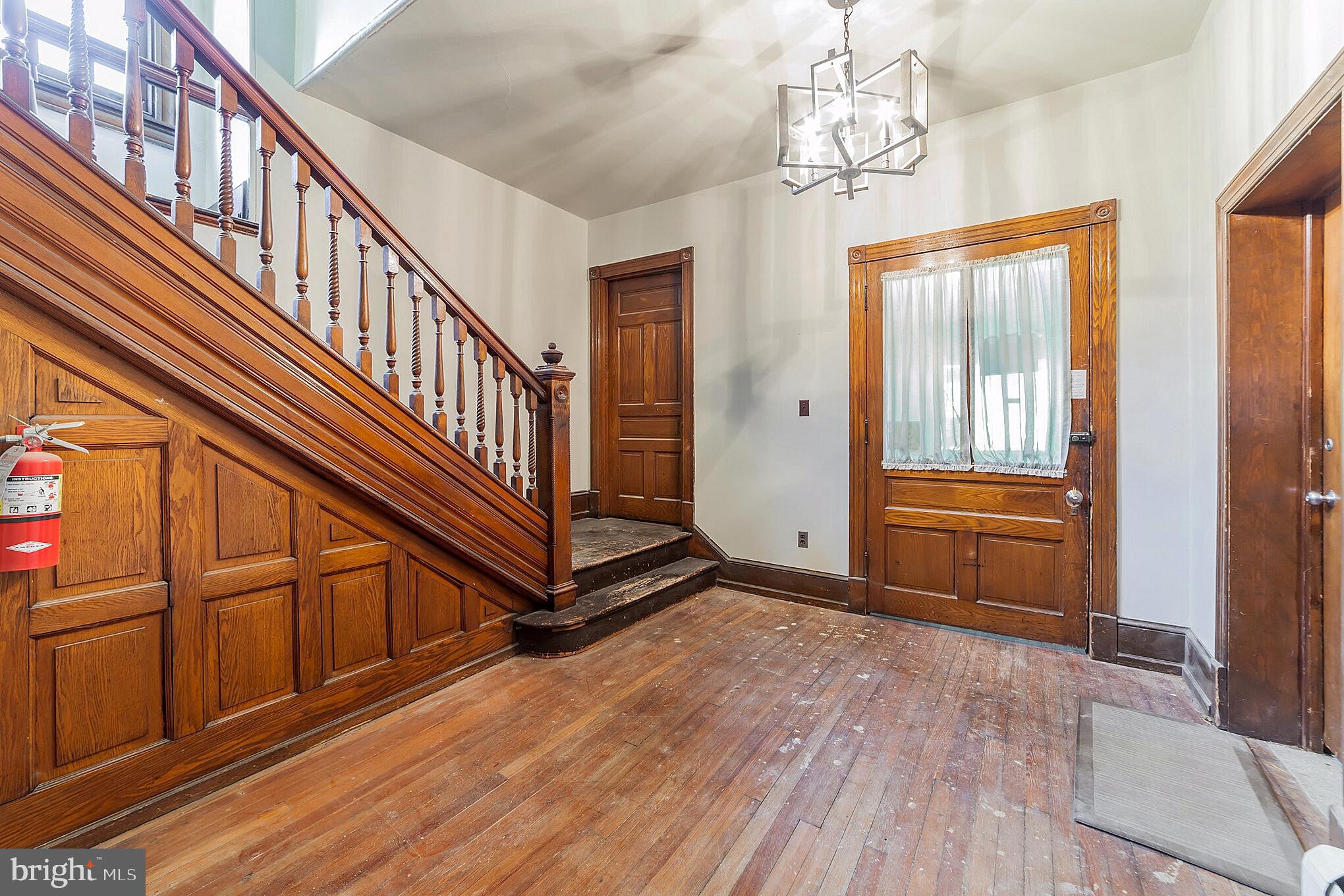 7300 Boyer Street, Unit F Philadelphia, PA 19119 - Photo 2 of 17