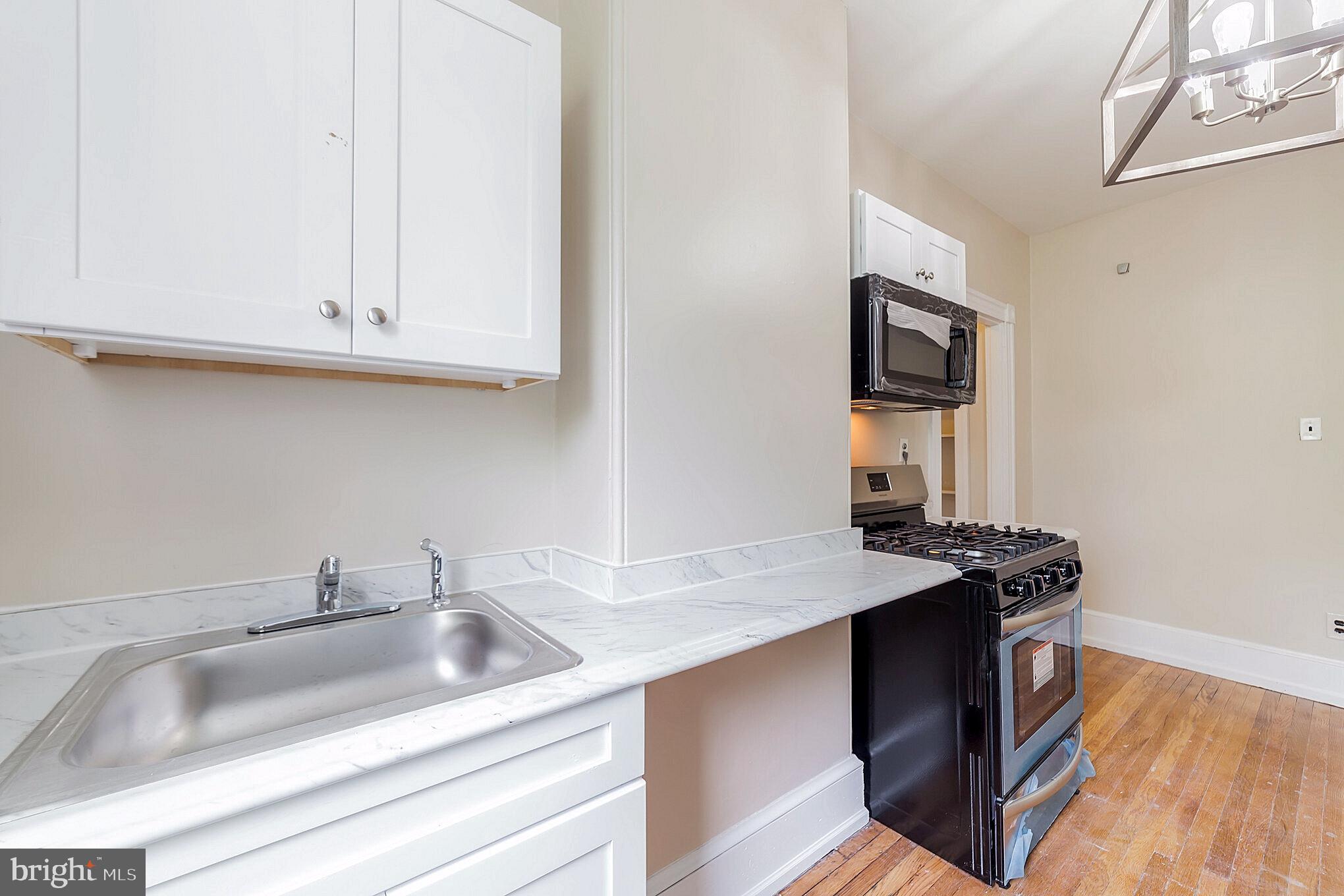 7300 Boyer Street, Unit F Philadelphia, PA 19119 - Photo 6 of 17