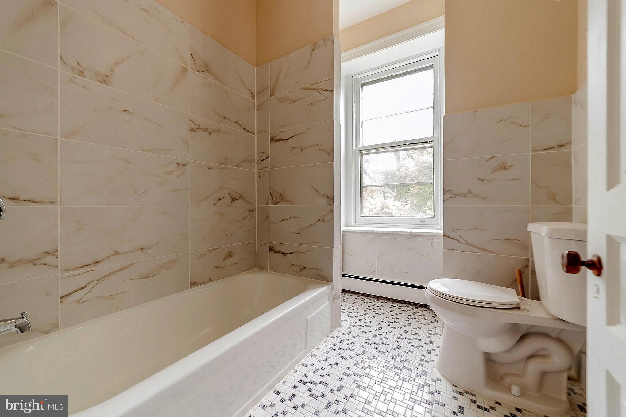 7300 Boyer Street, Unit F Philadelphia, PA 19119 - Photo 10 of 17